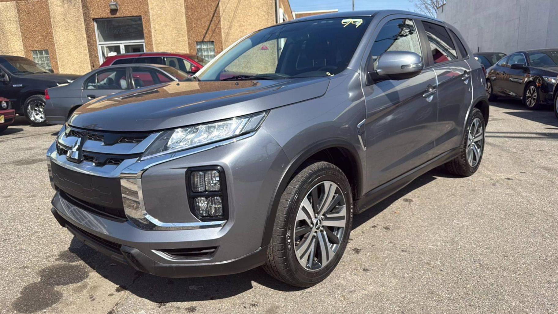 MITSUBISHI OUTLANDER SPORT 2021 JA4ARUAU3MU017399 image